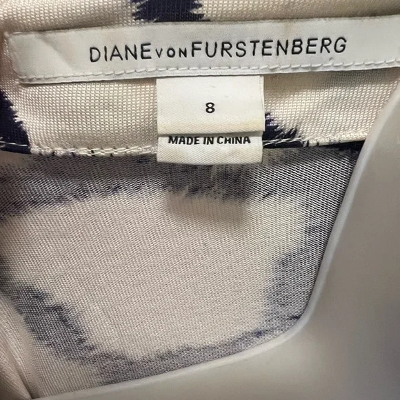 Diane Von Furstenberg Julian Dress Size 8 - Picture 3 of 3